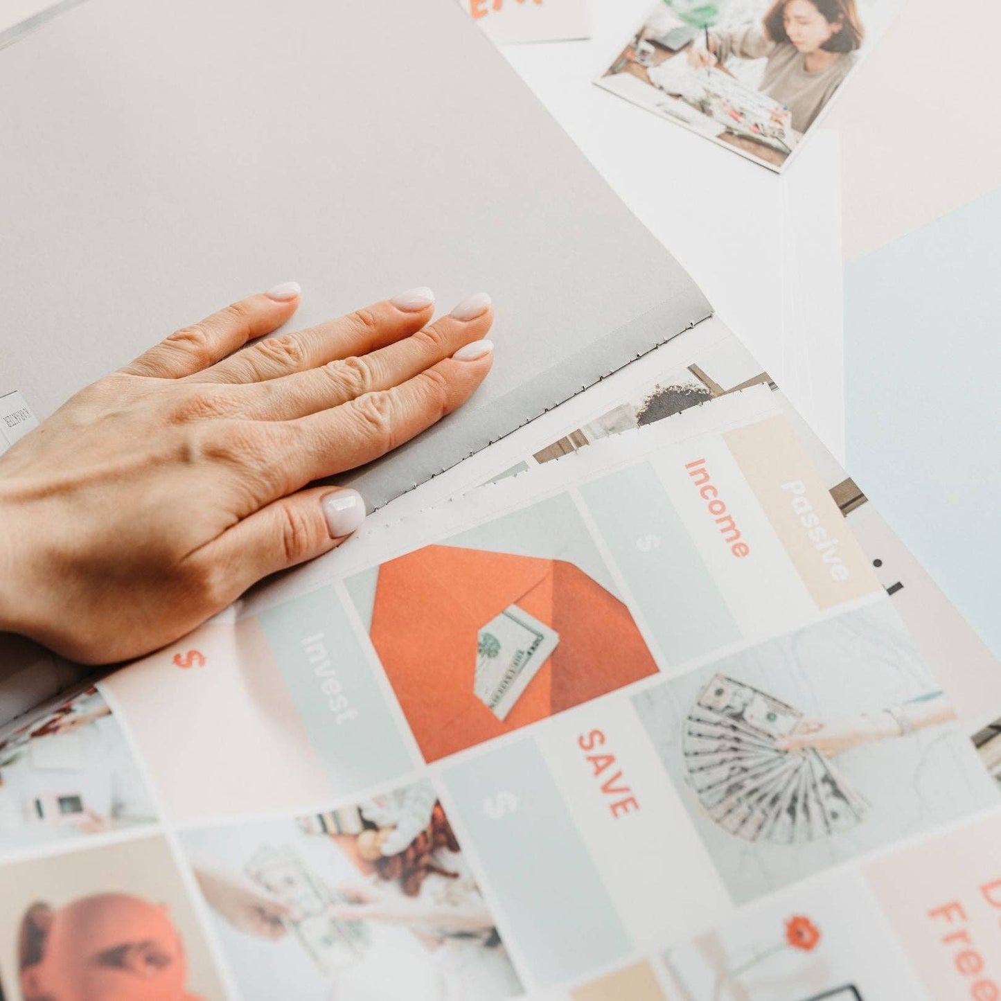Vision Board Book – Vibrant Dream Board for Women